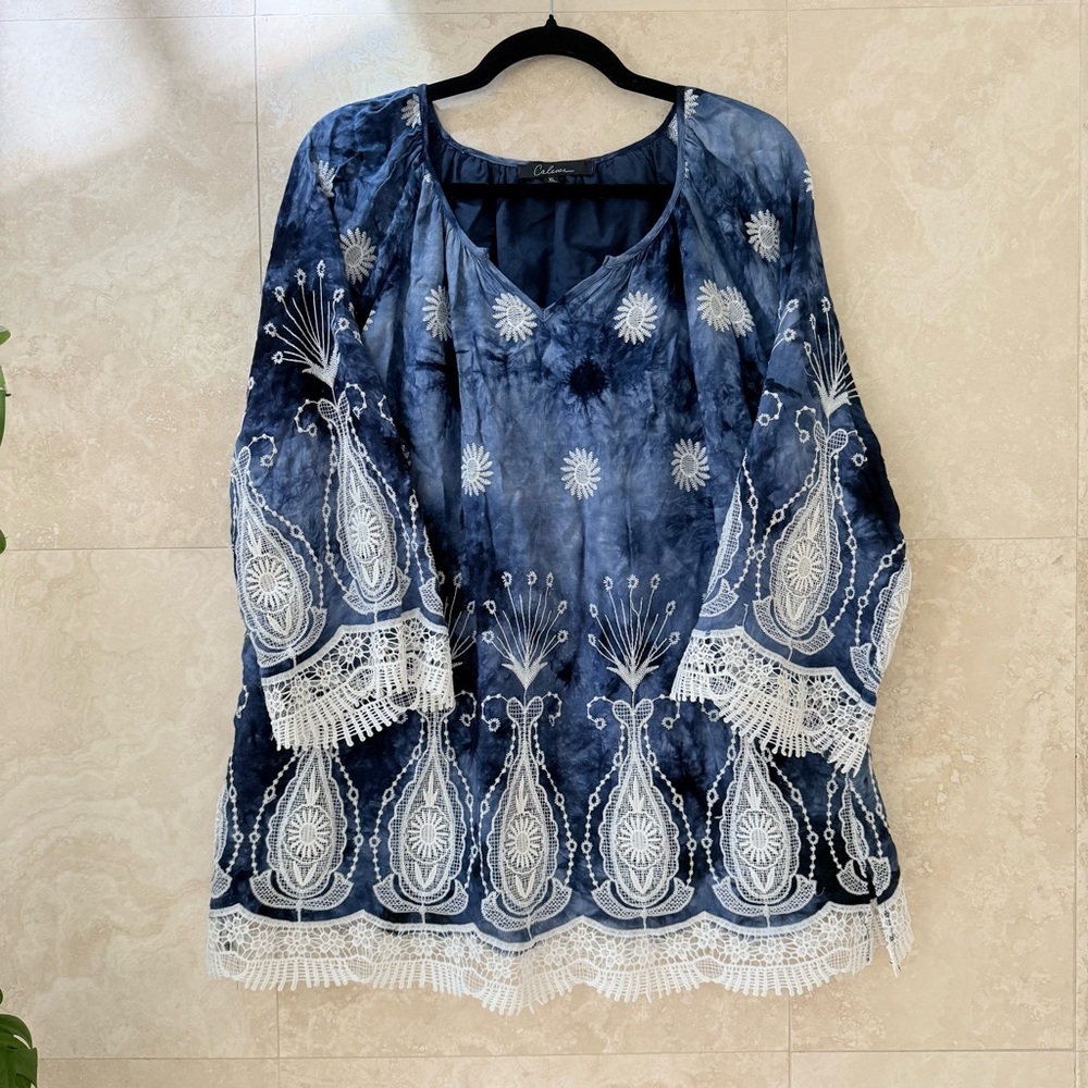 Calessa Navy Blue Tie Dye Lace Embroidered Blouse Long Sleeve V-Neck XL EUC